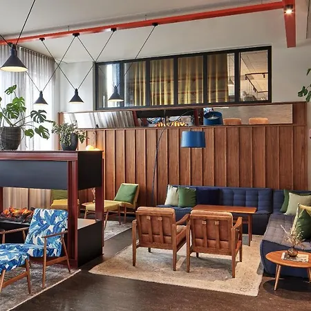 Grandi By Center Hotel